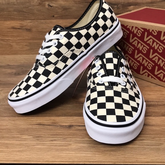 VANS AUTHENTIC BRAND NEW - Picture 10 of 14